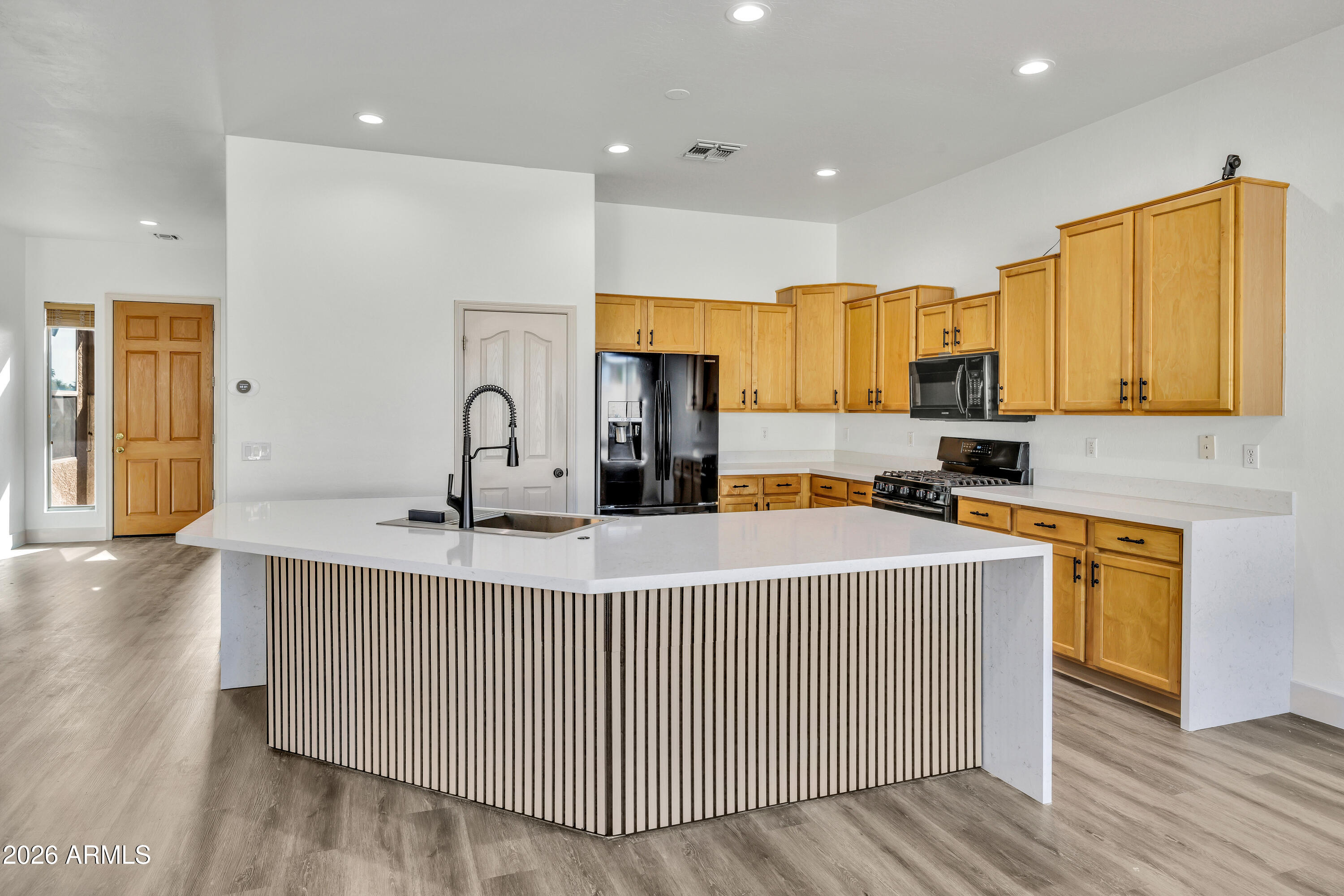 2134 East Springfield Place Chandler, AZ 85225 - Photo 2 of 20