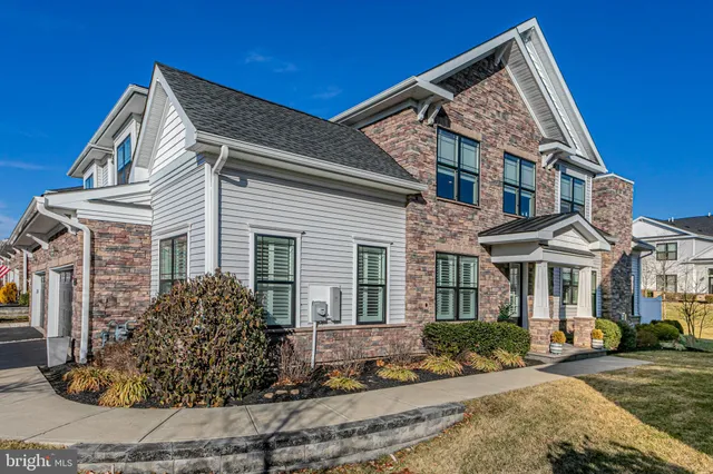 $985,000 | 21 Dogleg Lane, Lawrenceville, NJ 08648