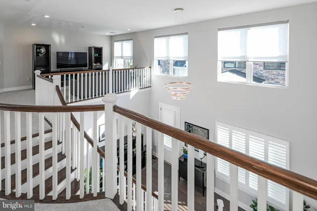 $985,000 | 21 Dogleg Lane, Lawrenceville, NJ 08648