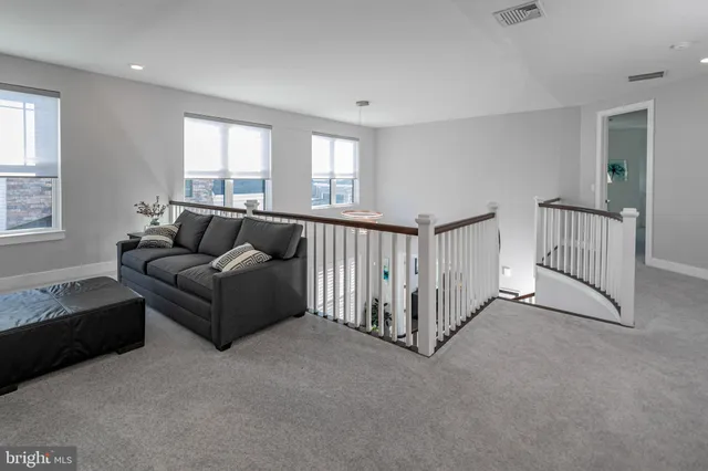 $985,000 | 21 Dogleg Lane, Lawrenceville, NJ 08648