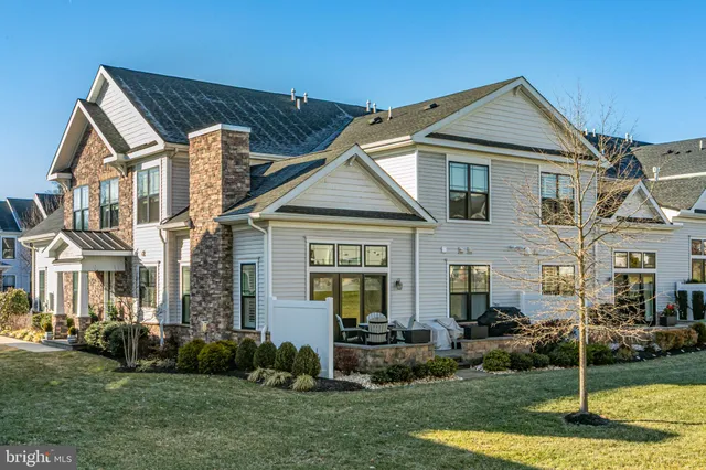 $985,000 | 21 Dogleg Lane, Lawrenceville, NJ 08648