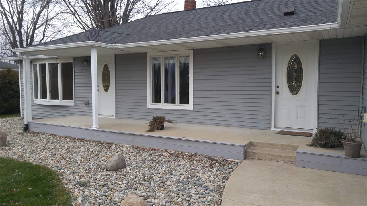 22310 Gratiot Road Merrill, MI 48637 - Photo 2 of 34