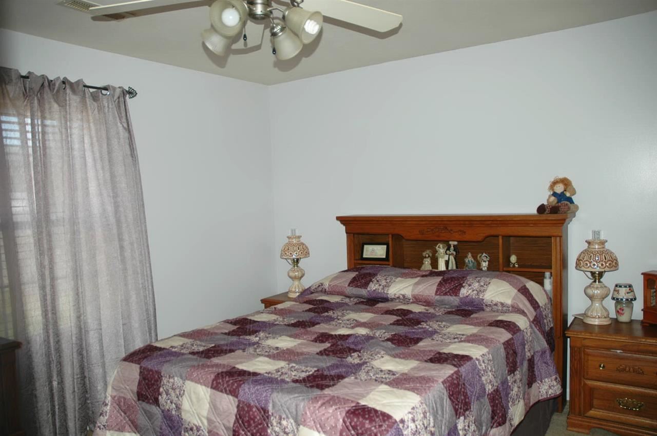 1102 West Ackerman Road Jasper, IN 47546 - Photo 7 of 11