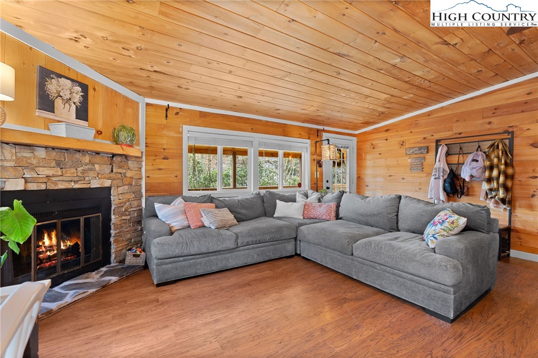 170 Rourke Ridge Road Deep Gap, NC 28618 - Photo 4 of 34
