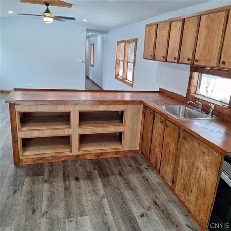 $145,000 | 239 County Rte 8, Granby, NY 13069