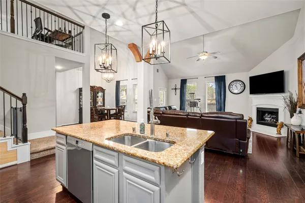 $568,000 | 14104 North Crater Lake Court, Conroe, TX 77384