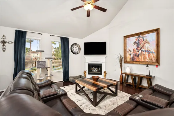 $568,000 | 14104 North Crater Lake Court, Conroe, TX 77384