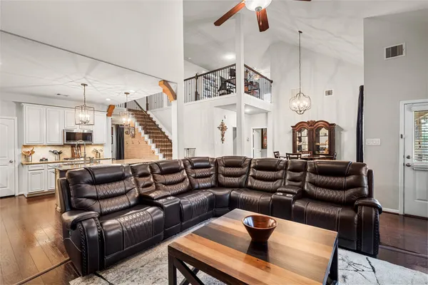 $568,000 | 14104 North Crater Lake Court, Conroe, TX 77384