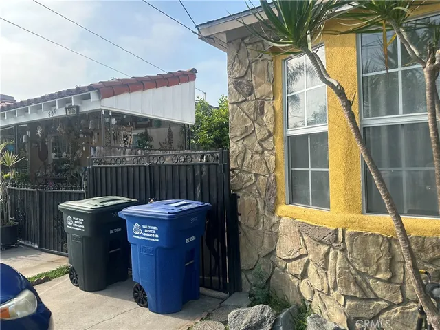 a view of outdoor space