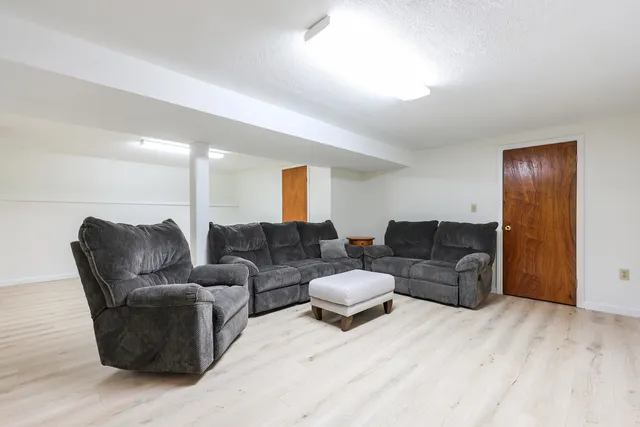 $564,900 | 6 Pinehurst Street, Hudson, NH 03051