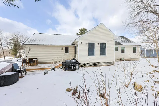 $564,900 | 6 Pinehurst Street, Hudson, NH 03051