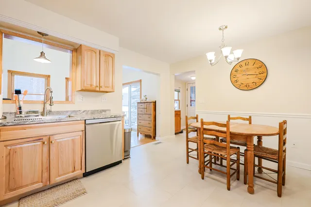 $564,900 | 6 Pinehurst Street, Hudson, NH 03051