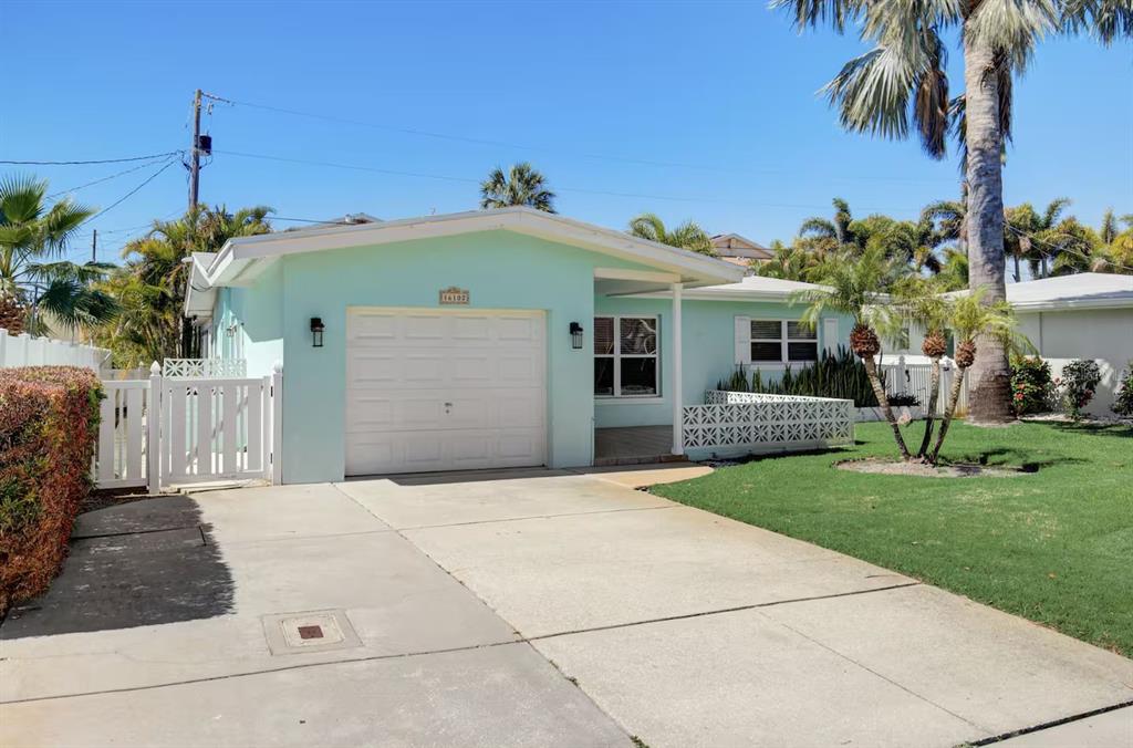 16102 1st Street East Redington Beach, FL 33708 - Photo 15 of 39