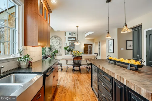 $1,200,000 | 19 Founders Way, Downingtown, PA 19335