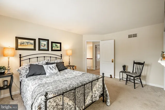 $1,200,000 | 19 Founders Way, Downingtown, PA 19335