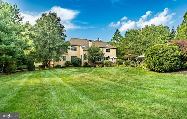 $1,200,000 | 19 Founders Way, Downingtown, PA 19335
