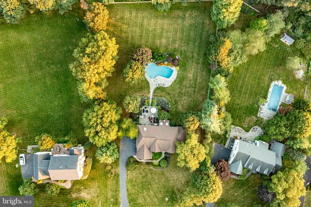 $1,200,000 | 19 Founders Way, Downingtown, PA 19335