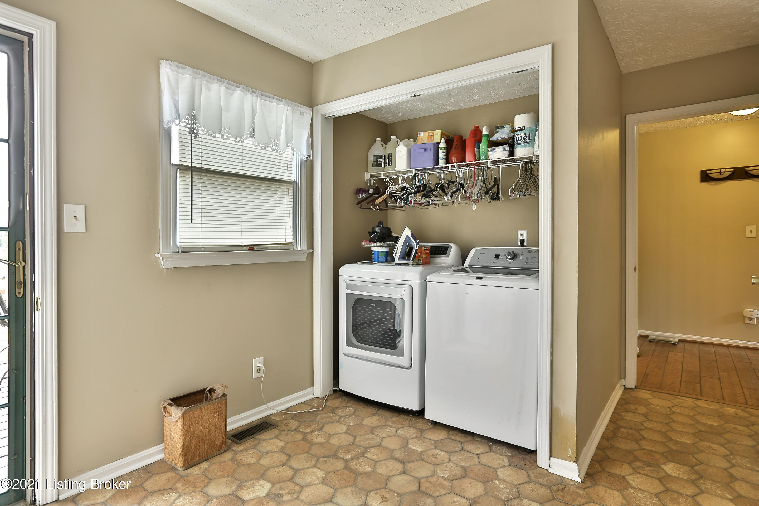 455 Veechdale Road Simpsonville, KY 40067 - Photo 18 of 39 CT6C7408