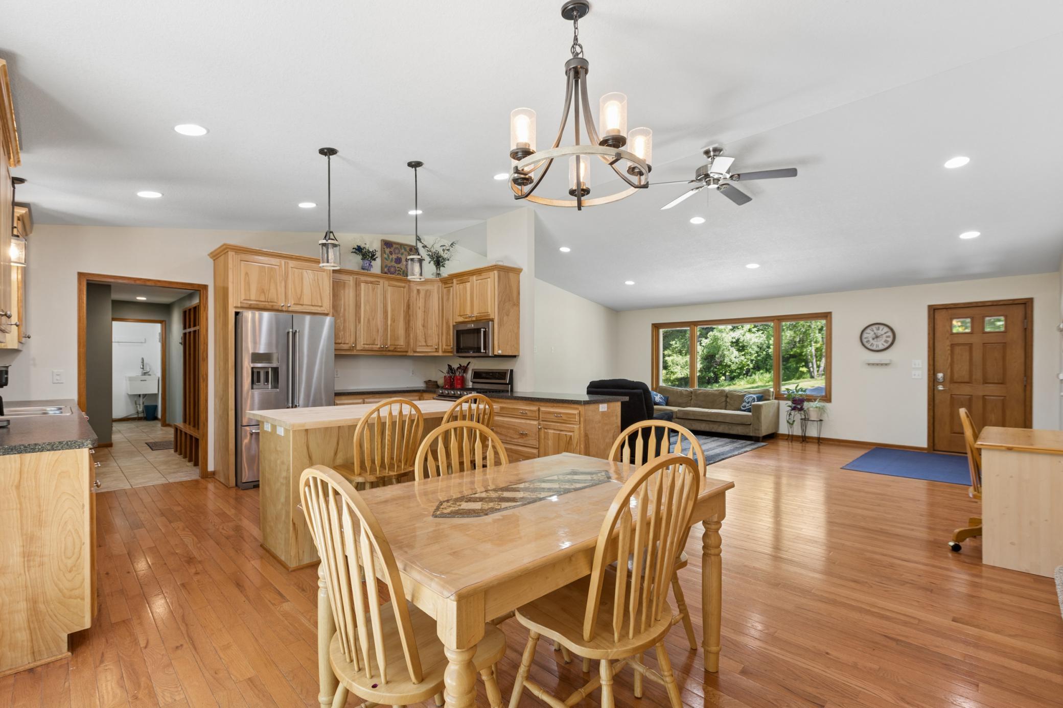 8235 20th Street Southeast Buffalo, MN 55313 - Photo 8 of 38
