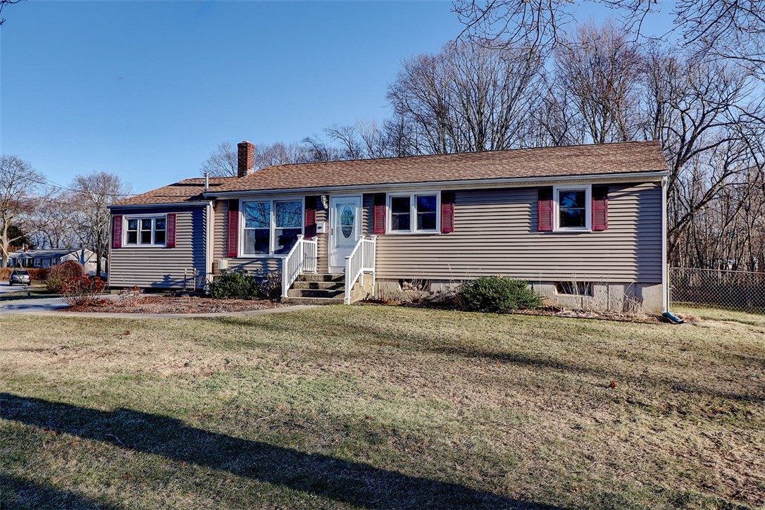 41 Sachem Road North Kingstown, RI 02852 - Photo 1 of 27 Gallery Image 1