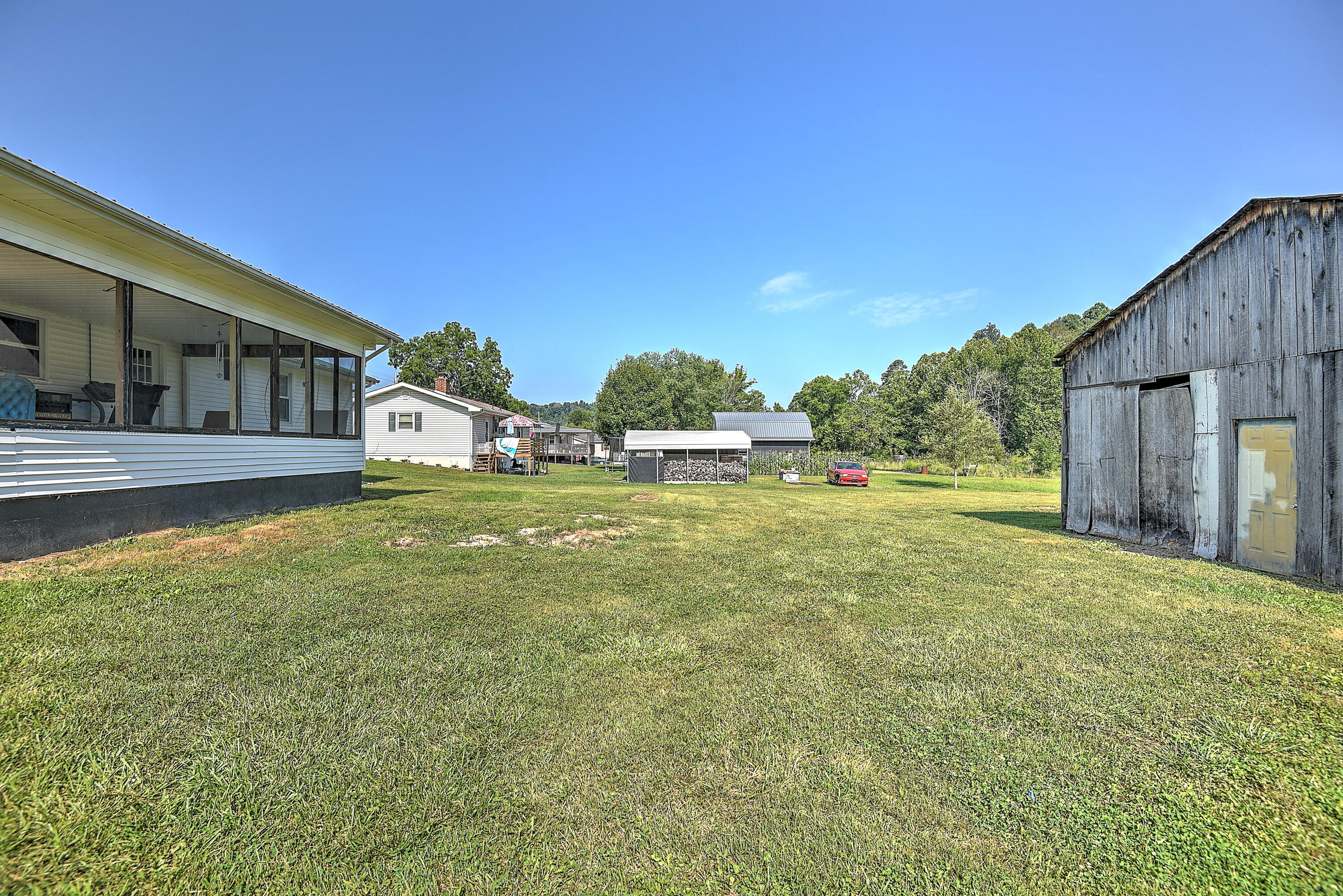 18695 Benhams Road Bristol, VA 24202 - Photo 24 of 29 Benhams Rd-25