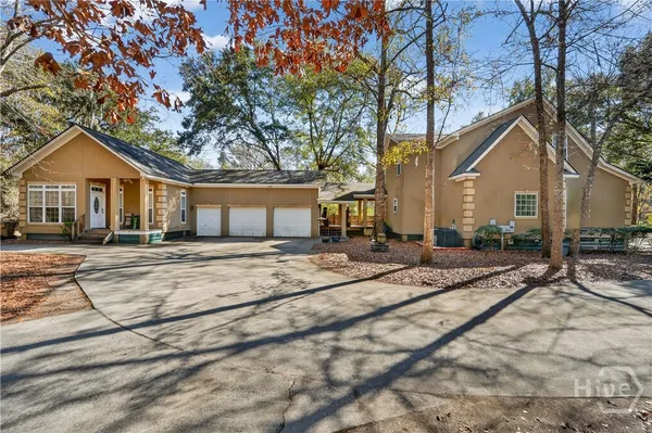 $665,000 | 220 Crosswinds Drive, Richmond Hill, GA 31324
