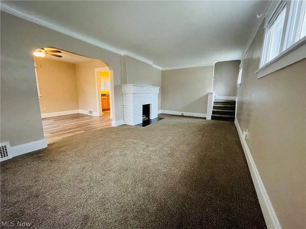 4395 Elmwood Road Cleveland, OH 44121 - Photo 4 of 26