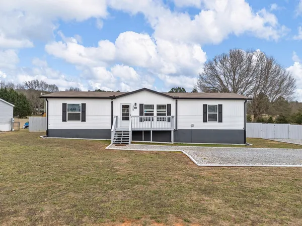 $225,000 | 339 Sara Ann Lane, Roebuck, SC 29376