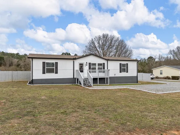 $225,000 | 339 Sara Ann Lane, Roebuck, SC 29376