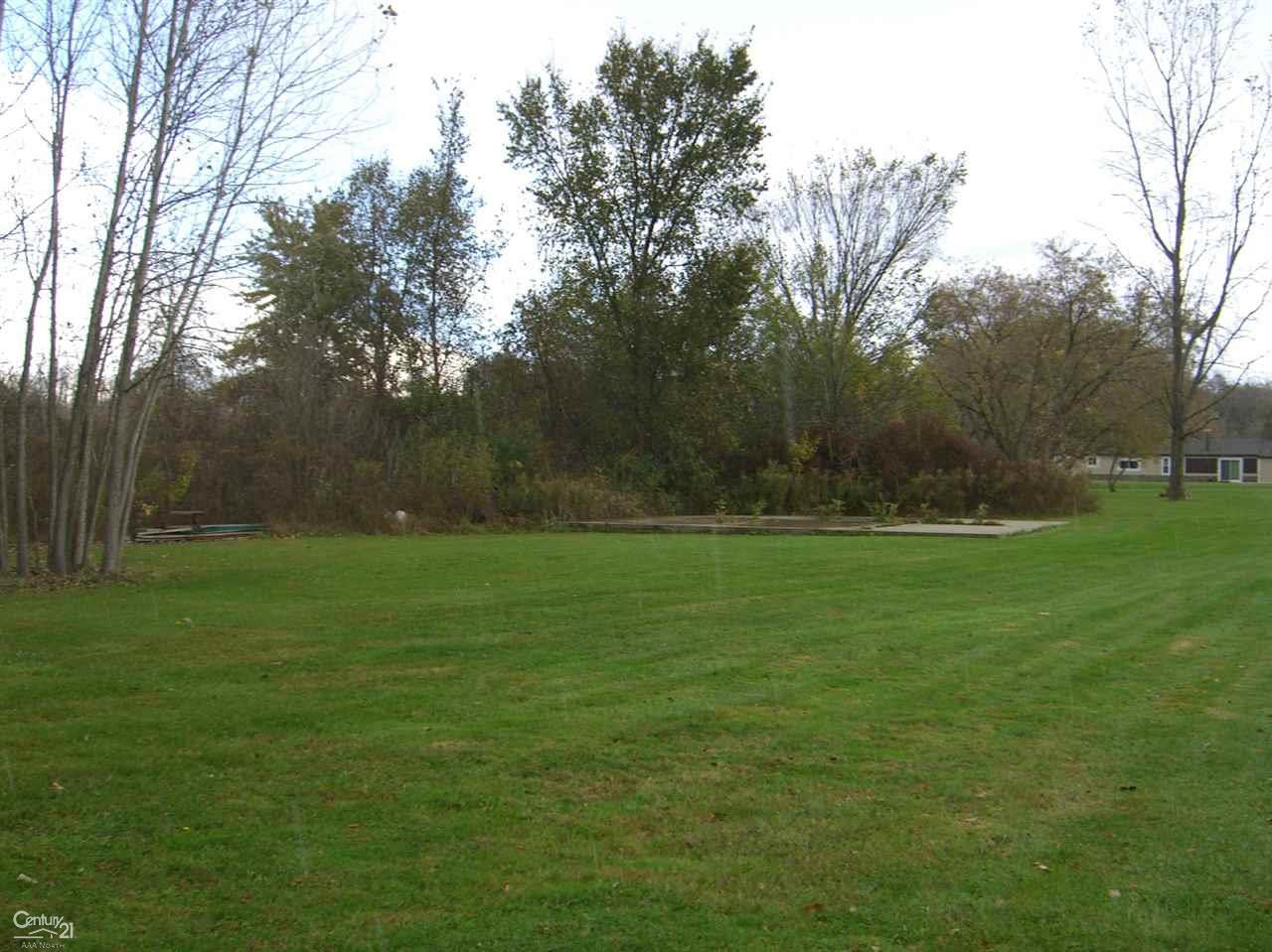 77435 Capac Road Armada, MI 48005 - Photo 10 of 45