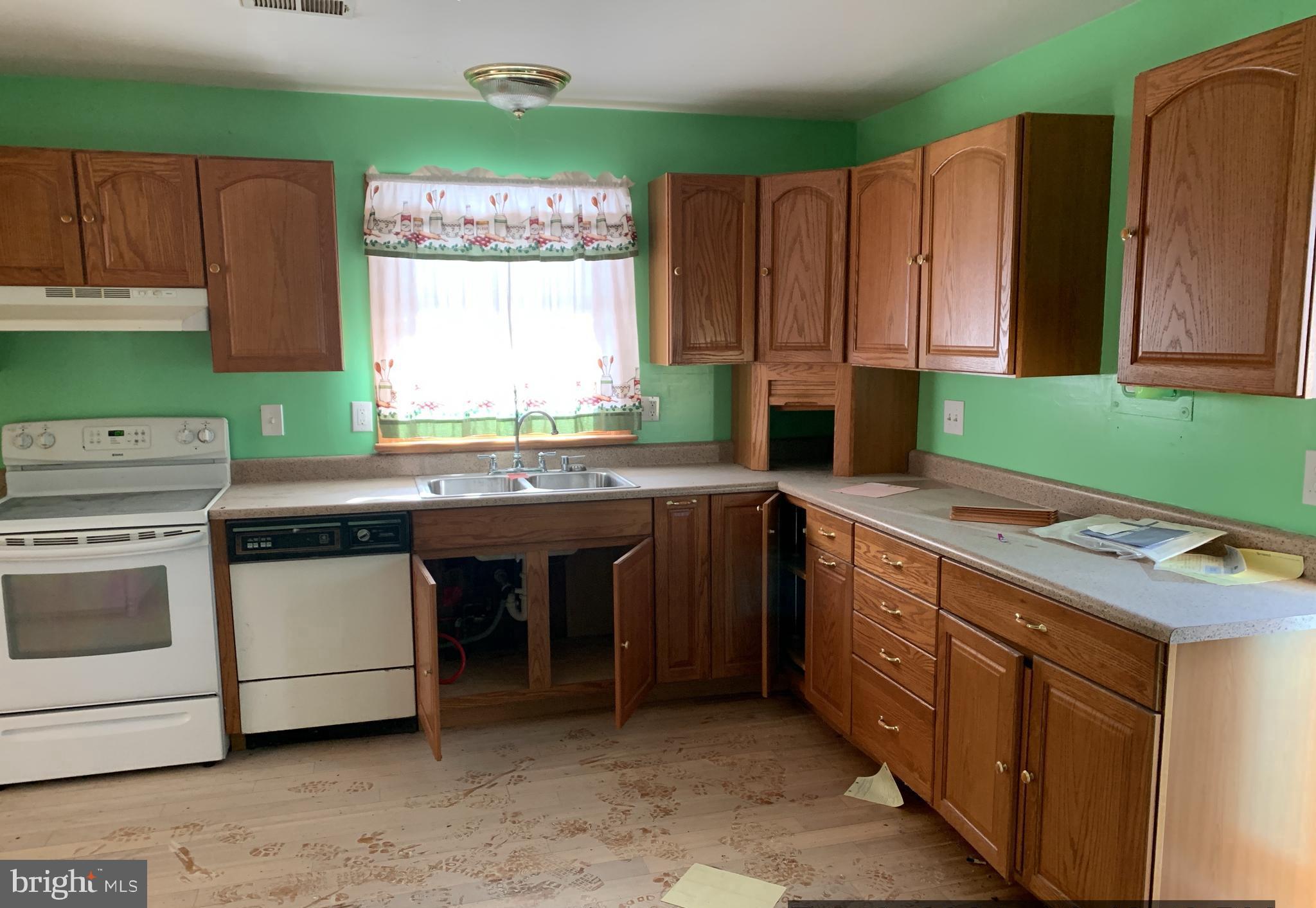 1321 Greyswood Road Odenton, MD 21113 - Photo 21 of 29 Kitchen