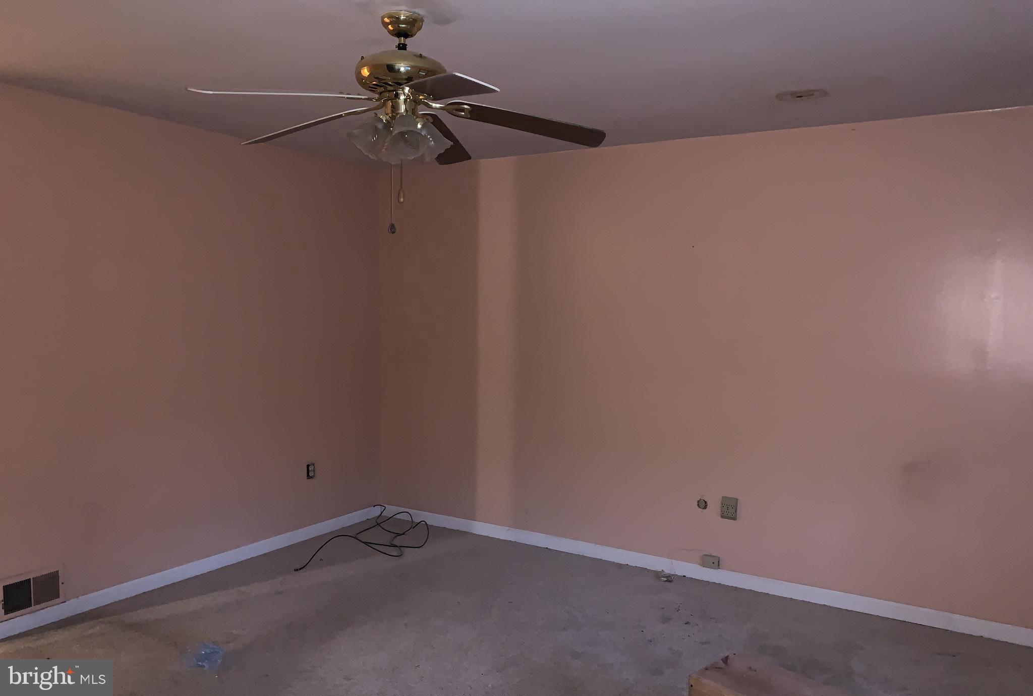 1321 Greyswood Road Odenton, MD 21113 - Photo 6 of 29 Living room