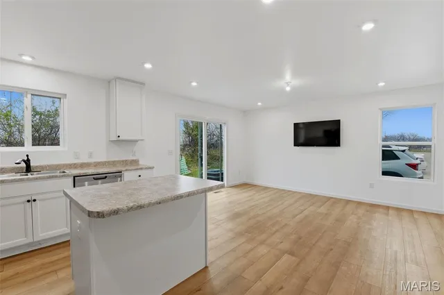 $360,000 | 307 Newbridge Way, O'Fallon, MO 63368