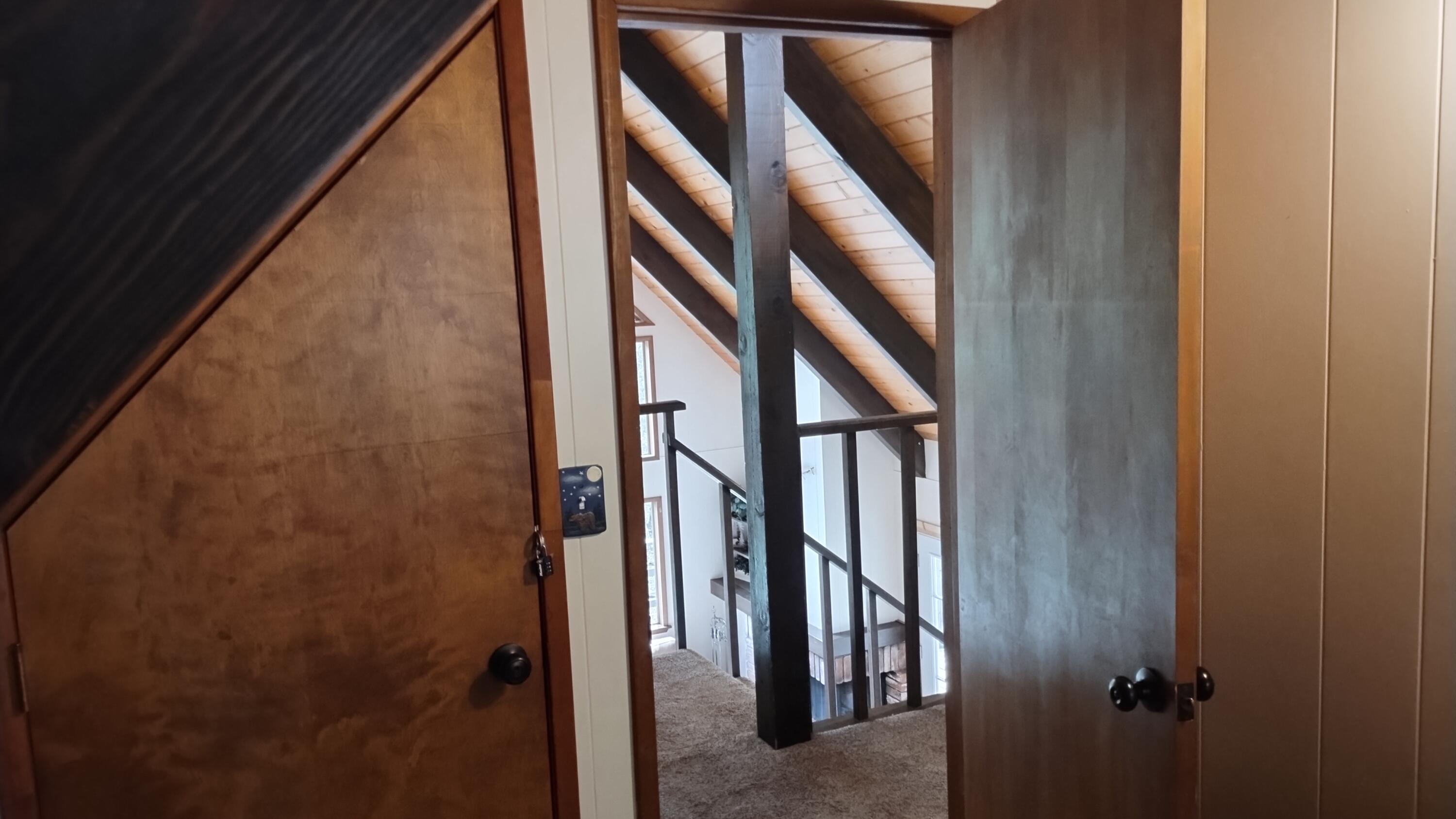 1693 Forest Rte 21S94 Camp Nelson, CA 93265 - Photo 54 of 86 46-Bedroom 3 looking at hallway door and