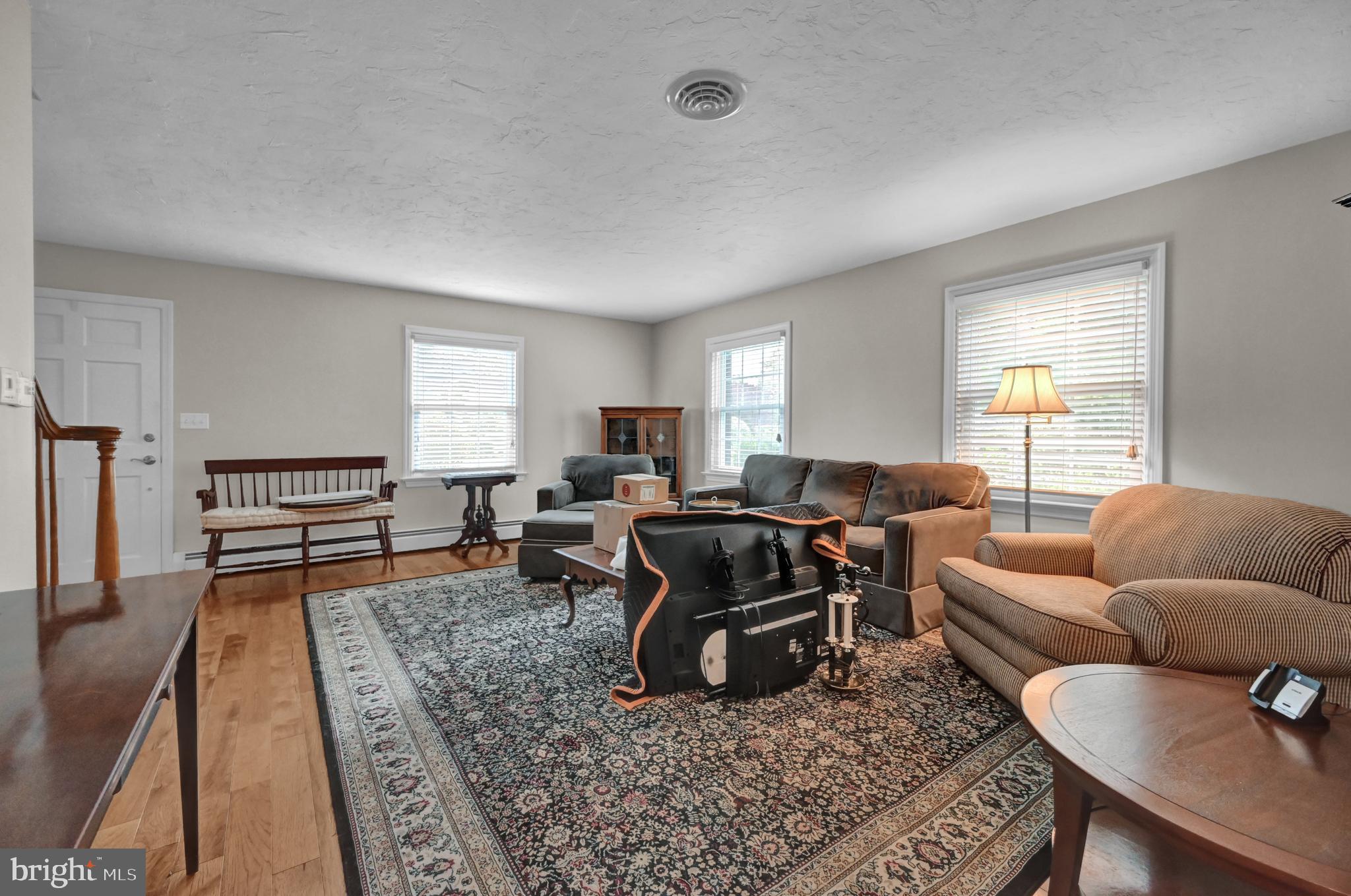 281 Grant Drive Hanover, PA 17331 - Photo 4 of 59