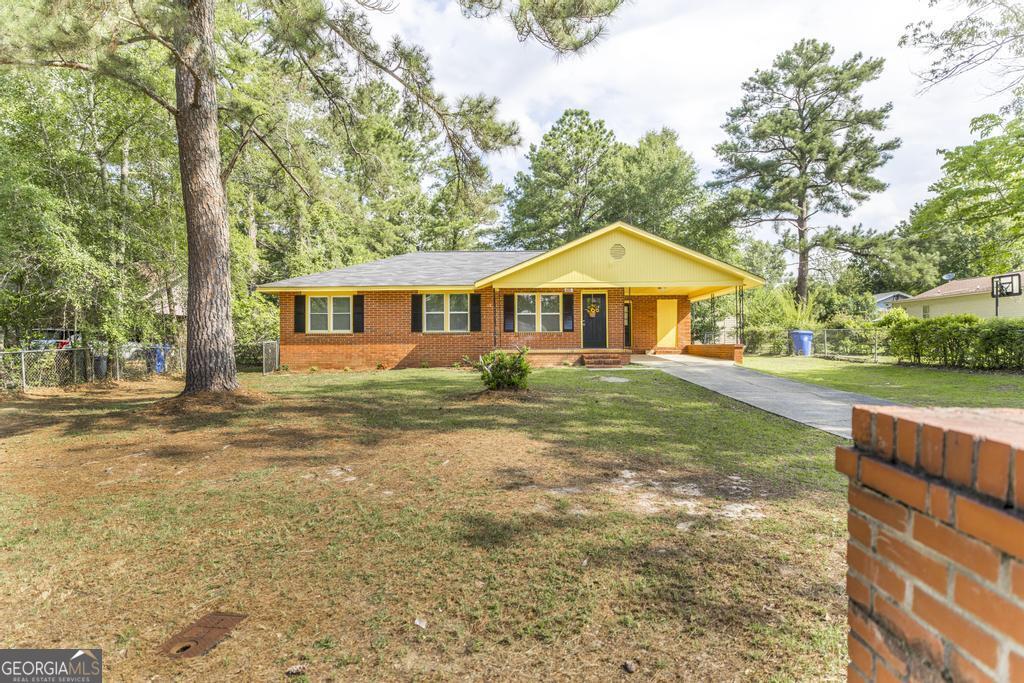 701 Magnolia Drive Dublin, GA 31021 - Photo 3 of 28