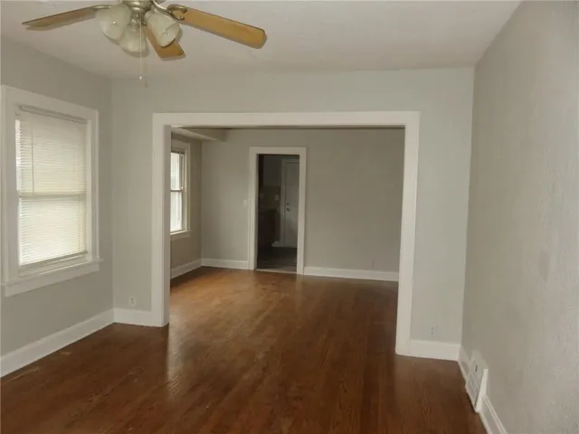 $89,000 | 3942 Myrtle Avenue, Kansas City, MO 64130