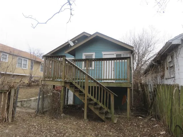 $89,000 | 3942 Myrtle Avenue, Kansas City, MO 64130