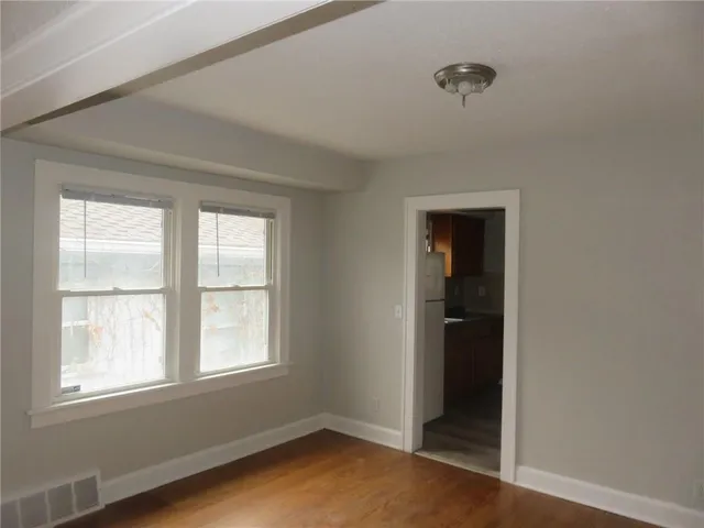 $89,000 | 3942 Myrtle Avenue, Kansas City, MO 64130