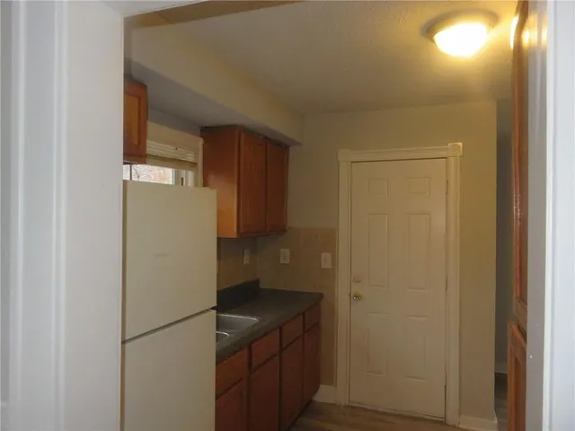 $89,000 | 3942 Myrtle Avenue, Kansas City, MO 64130