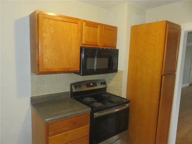 $89,000 | 3942 Myrtle Avenue, Kansas City, MO 64130