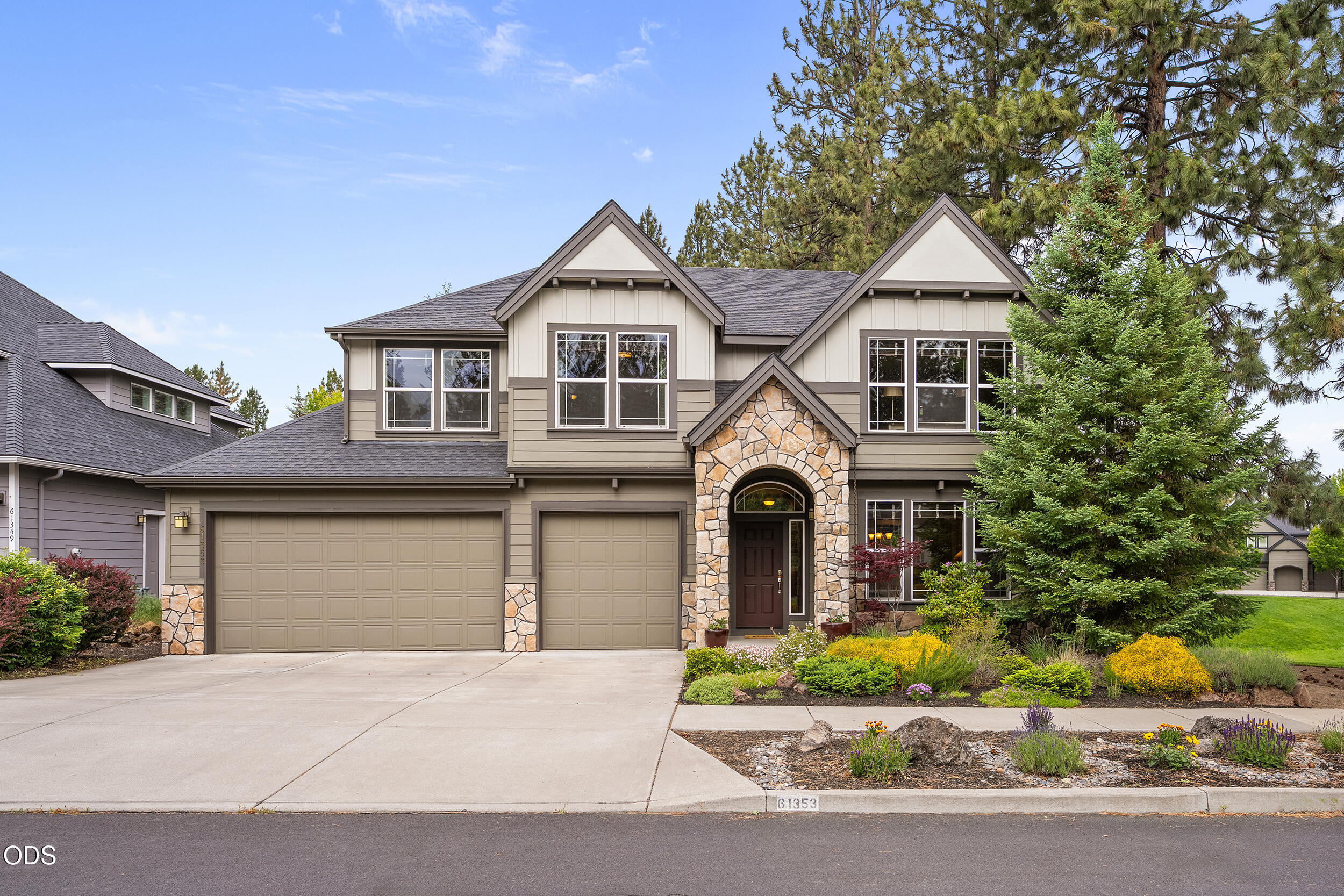 61353 Huckleberry Place Bend, OR 97702 - Photo 1 of 51