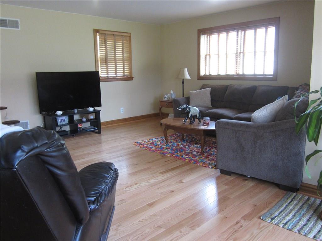 1257 Rostraver Road Belle Vernon, PA 15012 - Photo 3 of 23 Large Livingroom