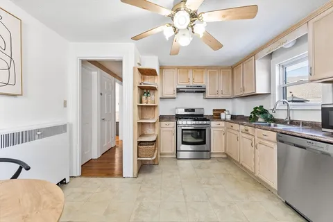 $569,900 | 8 Waitt Avenue, Lynn, MA 01902