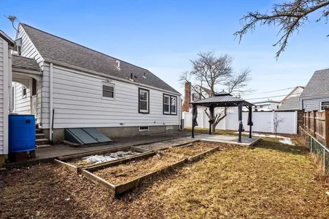 $569,900 | 8 Waitt Avenue, Lynn, MA 01902