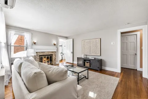 $569,900 | 8 Waitt Avenue, Lynn, MA 01902