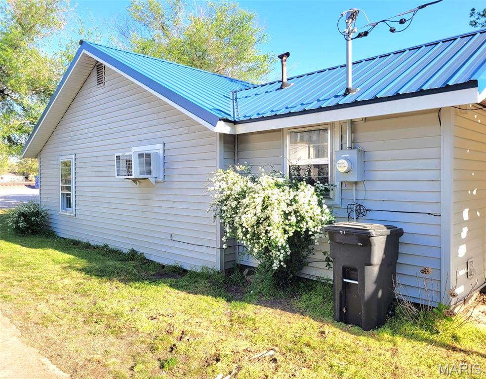 314 North Drake Street Bernie, MO 63822 - Photo 13 of 16