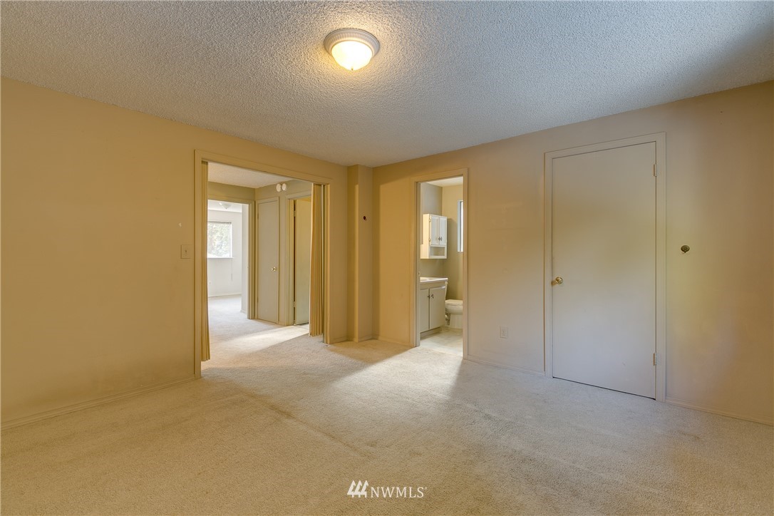 1226 206th Street Southeast Bothell, WA 98012 - Photo 15 of 25
