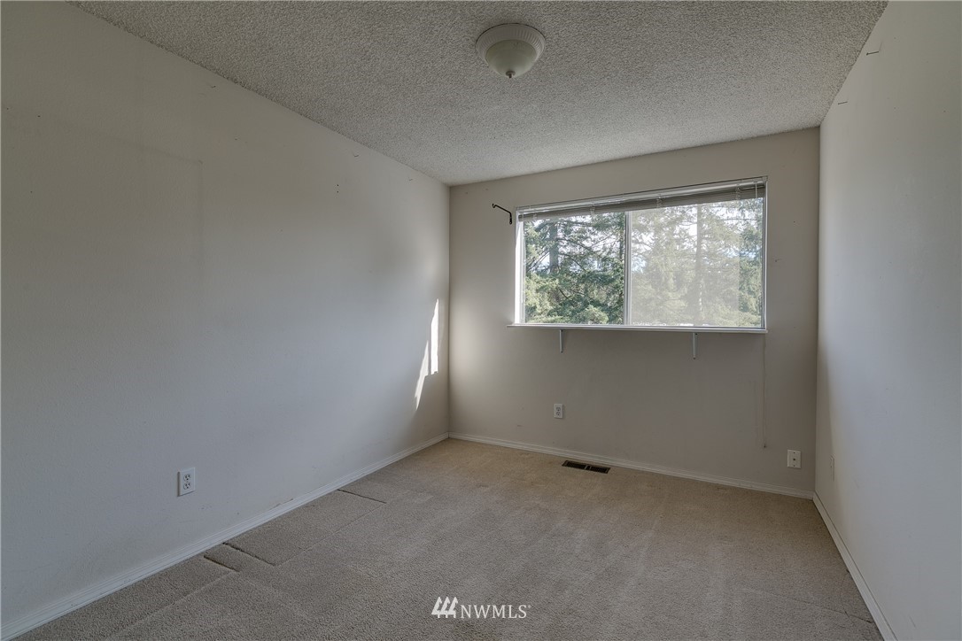 1226 206th Street Southeast Bothell, WA 98012 - Photo 18 of 25