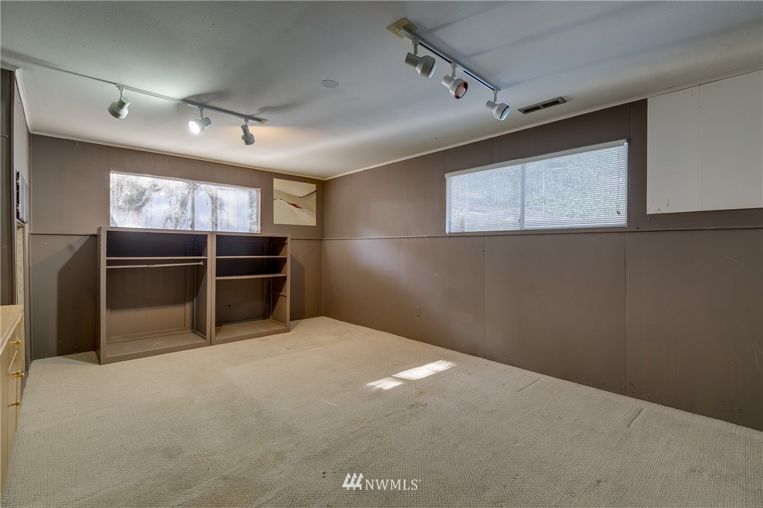 1226 206th Street Southeast Bothell, WA 98012 - Photo 22 of 25